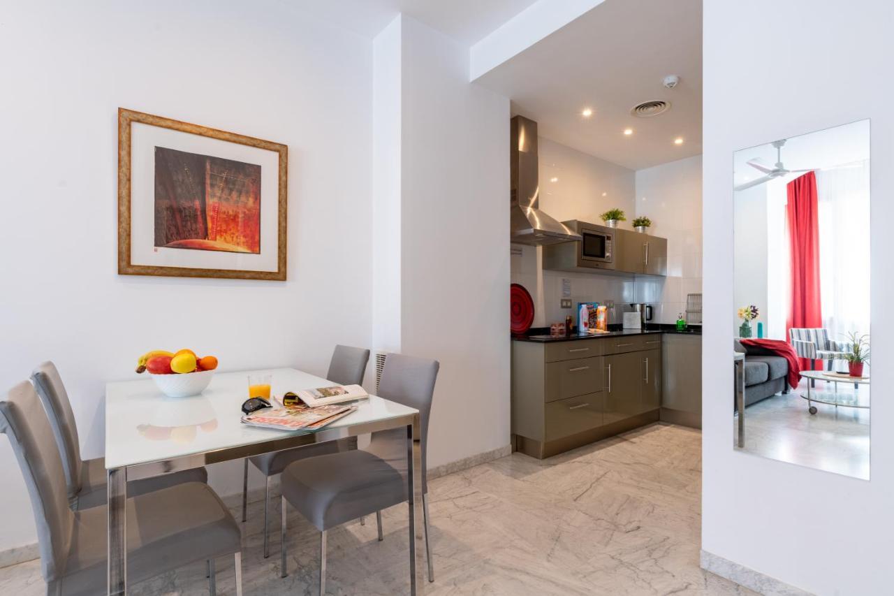 Sevilla Central Suites Apartamentos Puerta Jerez Bagian luar foto