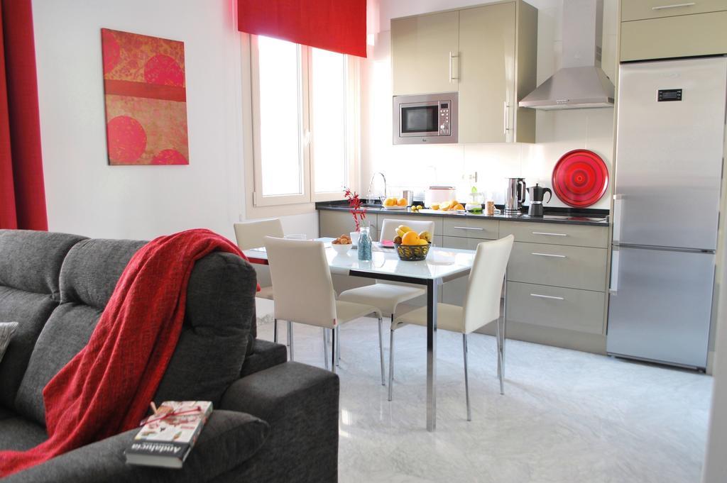 Sevilla Central Suites Apartamentos Puerta Jerez Ruang foto